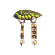 Load image into Gallery viewer, Magazine Muse Dangle Set - Haricort Vert