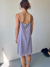 Load image into Gallery viewer, Lavender Floral Embroidered Chiffon Dress (M)